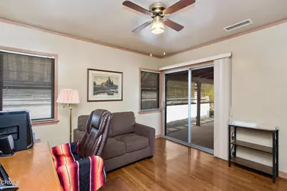 2837 Estado Street, Pasadena, CA 91107 - Photo 18