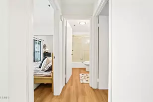 111 S Oak Knoll Ave, Pasadena, CA 91101 - Photo 28
