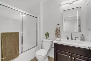 5500 Owensmouth Ave, Los Angeles, CA 91367 - Photo 18