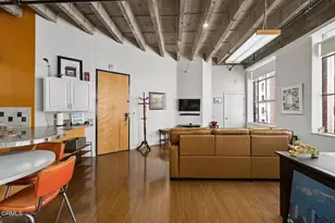 312 W 5th St, Los Angeles, CA 90013 - Photo 4