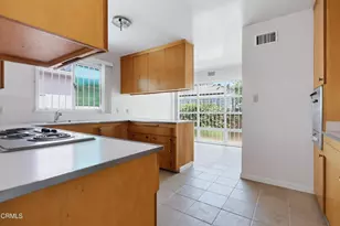 1980 N Arroyo Blvd, Pasadena, CA 91103 - Photo 18