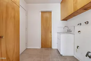 1980 N Arroyo Blvd, Pasadena, CA 91103 - Photo 24