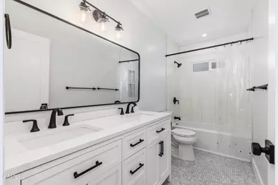 723 Chestnut Avenue, Los Angeles, CA 90042 - Photo 12