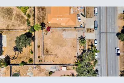 428 E Mariposa St, Altadena, CA 91001 - Photo 2