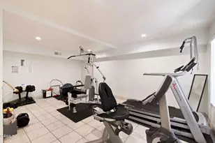 110 N Everett, Glendale, CA 91206 - Photo 14