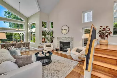 24412 Hampton Drive #A, Santa Clarita, CA 91350 - Photo 4