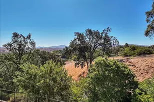 24412 Hampton Dr, Santa Clarita, CA 91350 - Photo 34