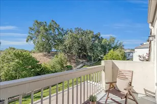 24412 Hampton Dr, Santa Clarita, CA 91350 - Photo 24