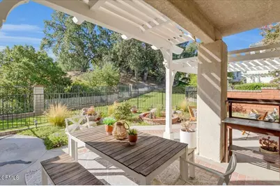24412 Hampton Drive #A, Santa Clarita, CA 91350 - Photo 20