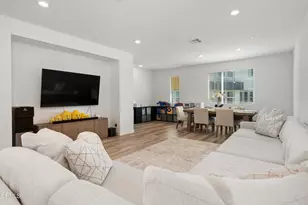 27560 Sanctuary Ct, Valencia, CA 91381 - Photo 2