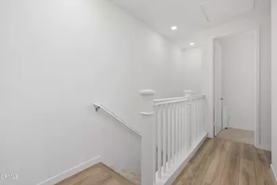 27560 Sanctuary Court, Valencia, CA 91381 - Photo 10