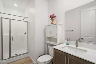 27560 Sanctuary Ct, Valencia, CA 91381 - Photo 16
