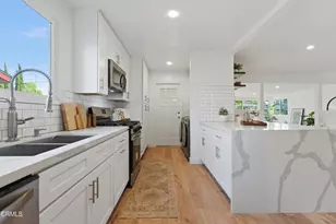 22718 Cantlay St, Los Angeles, CA 91307 - Photo 18