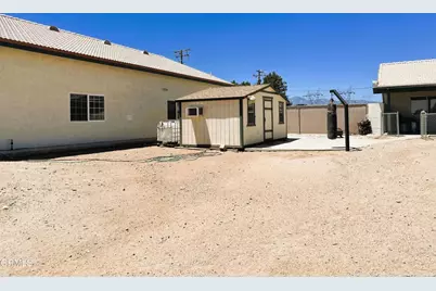 6877 Foley Road, Hesperia, CA 92344 - Photo 24