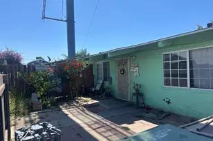 1052 N Wilmington Blvd, Wilmington, CA 90744 - Photo 2