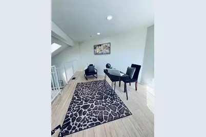 501 E Del Mar Boulevard #302, Pasadena, CA 91101 - Photo 20