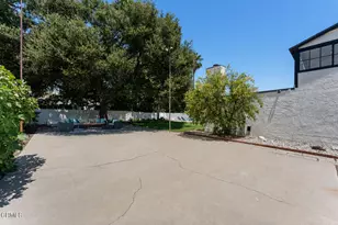 3475 San Pasqual St, Pasadena, CA 91107 - Photo 38
