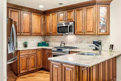 2781 Butter Creek Drive, Pasadena, CA 91107 - Photo 12