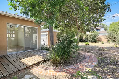 321 S Griffith Park Drive, Burbank, CA 91506 - Photo 22