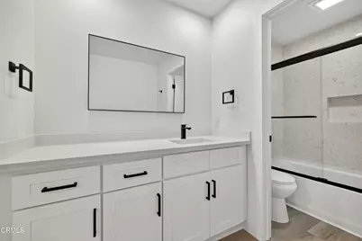 22330 Victory Boulevard #604, Los Angeles, CA 91367 - Photo 16