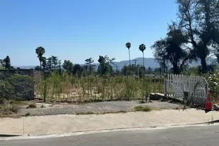 298 E Poppyfields Dr, Altadena, CA 91001 - Photo 1