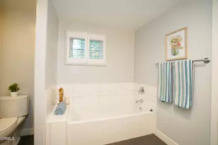385 S Marengo Ave, Pasadena, CA 91101 - Photo 14
