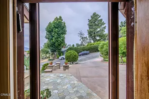 5432 Vista Del Arroyo Dr, La Crescenta, CA 91214 - Photo 4