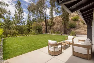 3737 San Augustine Dr, Glendale, CA 91206 - Photo 52