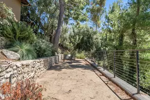 2312 Janet Lee Dr, La Crescenta, CA 91214 - Photo 28
