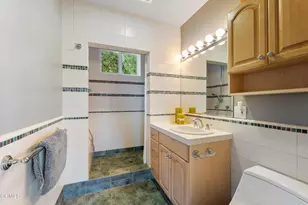 2312 Janet Lee Dr, La Crescenta, CA 91214 - Photo 26
