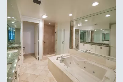 1260 S Beverly Glen Boulevard #104, Los Angeles, CA 90024 - Photo 16