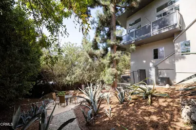 3836 De Longpre Avenue, Los Angeles, CA 90027 - Photo 38