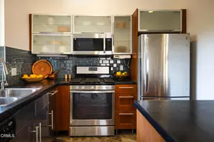 3836 De Longpre Ave, Los Angeles, CA 90027 - Photo 12