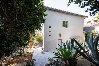 3836 De Longpre Avenue, Los Angeles, CA 90027 - Photo 2