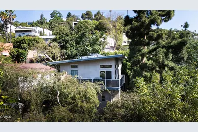 3836 De Longpre Avenue, Los Angeles, CA 90027 - Photo 40