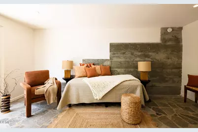 3836 De Longpre Avenue, Los Angeles, CA 90027 - Photo 30