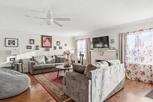 1016 N Palm Dr, Azusa, CA 91702 - Photo 2