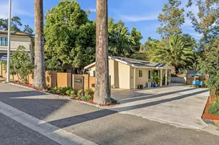1016 N Palm Dr, Azusa, CA 91702 - Photo 10