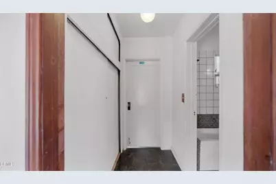 9615 La Canada Way, Sunland, CA 91040 - Photo 18