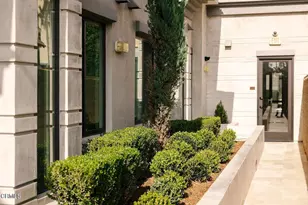 124 W Colorado Street, Glendale, CA 91204 - Photo 34