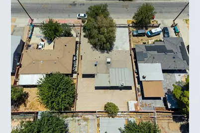 137 E Avenue J 8, Lancaster, CA 93535 - Photo 46