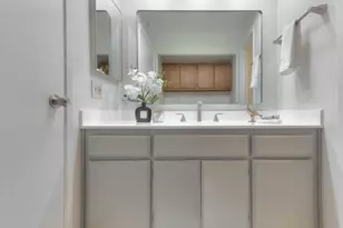 285 S Sierra Madre Blvd, Pasadena, CA 91107 - Photo 10