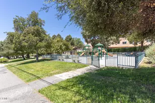 10141 Samoa Ave, Tujunga, CA 91042 - Photo 36