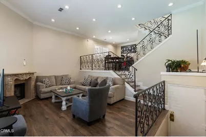 10141 Samoa Avenue #11, Tujunga, CA 91042 - Photo 6