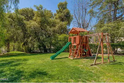 1238 Green Lane, La Canada Flintridge, CA 91011 - Photo 2
