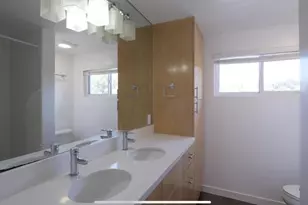 2040 Hilldale Dr, La Canada Flintridge, CA 91011 - Photo 16