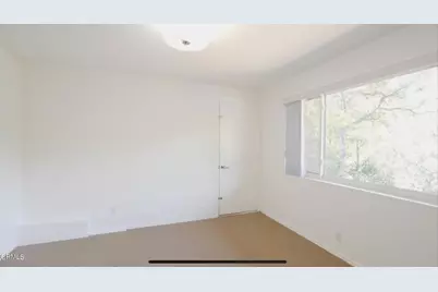 2040 Hilldale Drive, La Canada Flintridge, CA 91011 - Photo 14