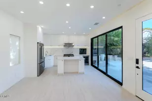 4819 Oakwood Ave, La Canada Flintridge, CA 91011 - Photo 30