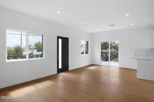 112 N Kenneth Rd, Burbank, CA 91501 - Photo 4