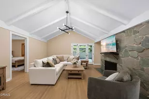 5220 Palm Dr, La Canada Flintridge, CA 91011 - Photo 16